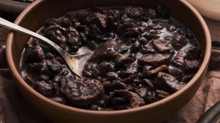 Super Easy Mexican Style Black Beans